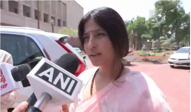 బీజేపీ పాలకులు విచ్ఛిన్నకారులు..ఎంపీ డింపుల్‌ యాదవ్‌